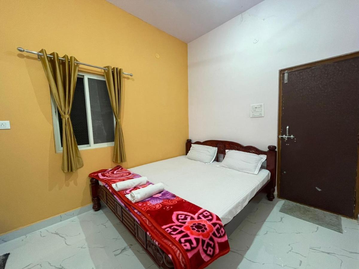 Veeru Homestay Hospet Dış mekan fotoğraf