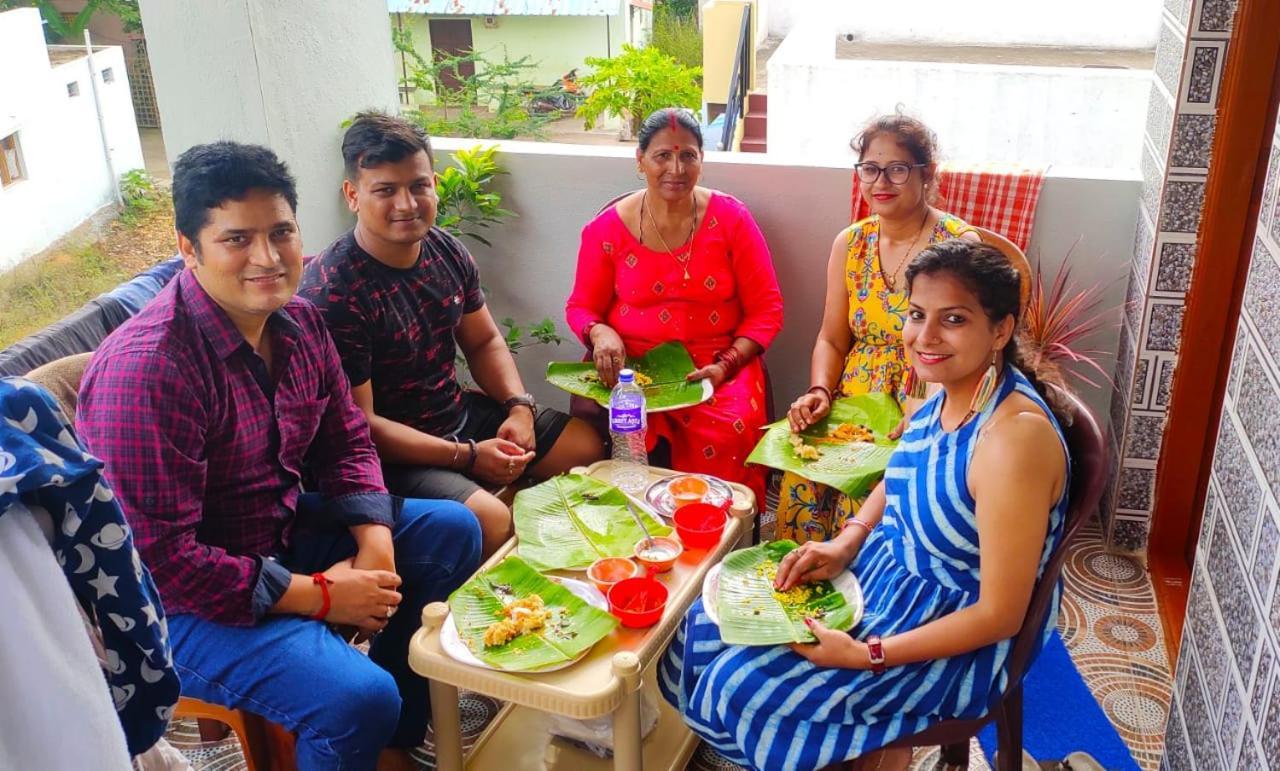 Veeru Homestay Hospet Dış mekan fotoğraf